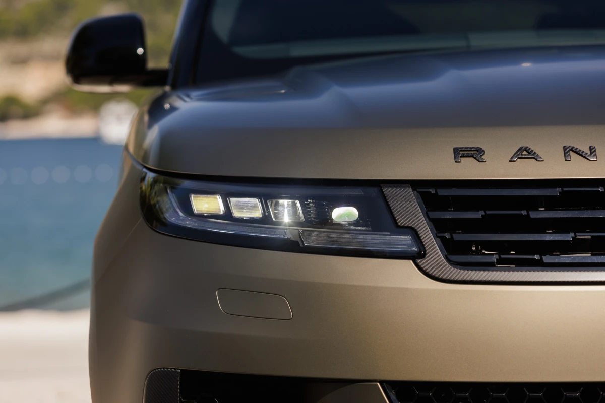 Range Rover Sport SV